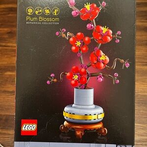 LEGO Botanical Collection with Red and Pink Blossoms